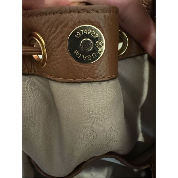 MICHAEL Michael Kors Camden Women's Brown Classic Tassel Satchel Bag - Picture 13 of 15